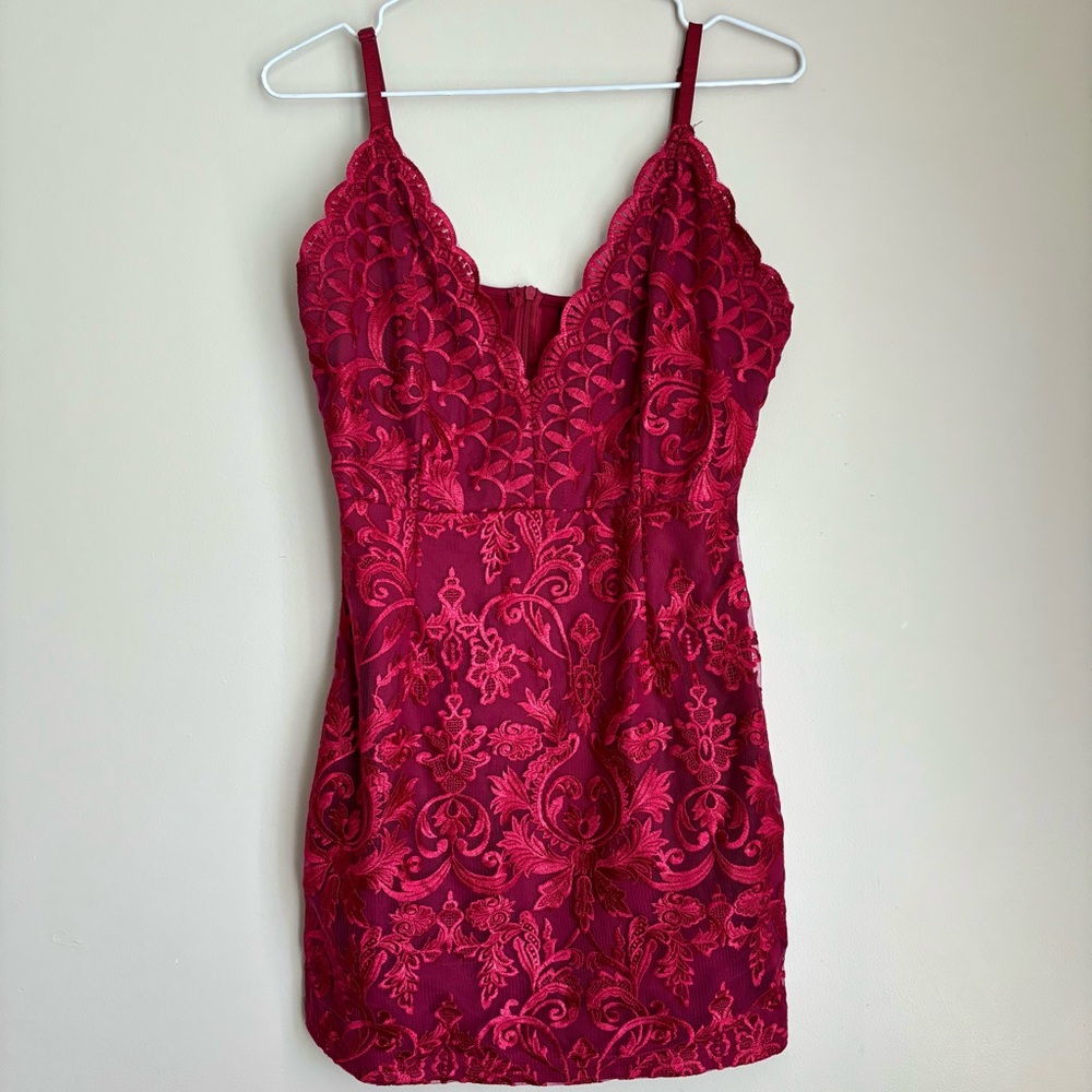 PrettyLittleThing Burgundy Lace Mini Dress